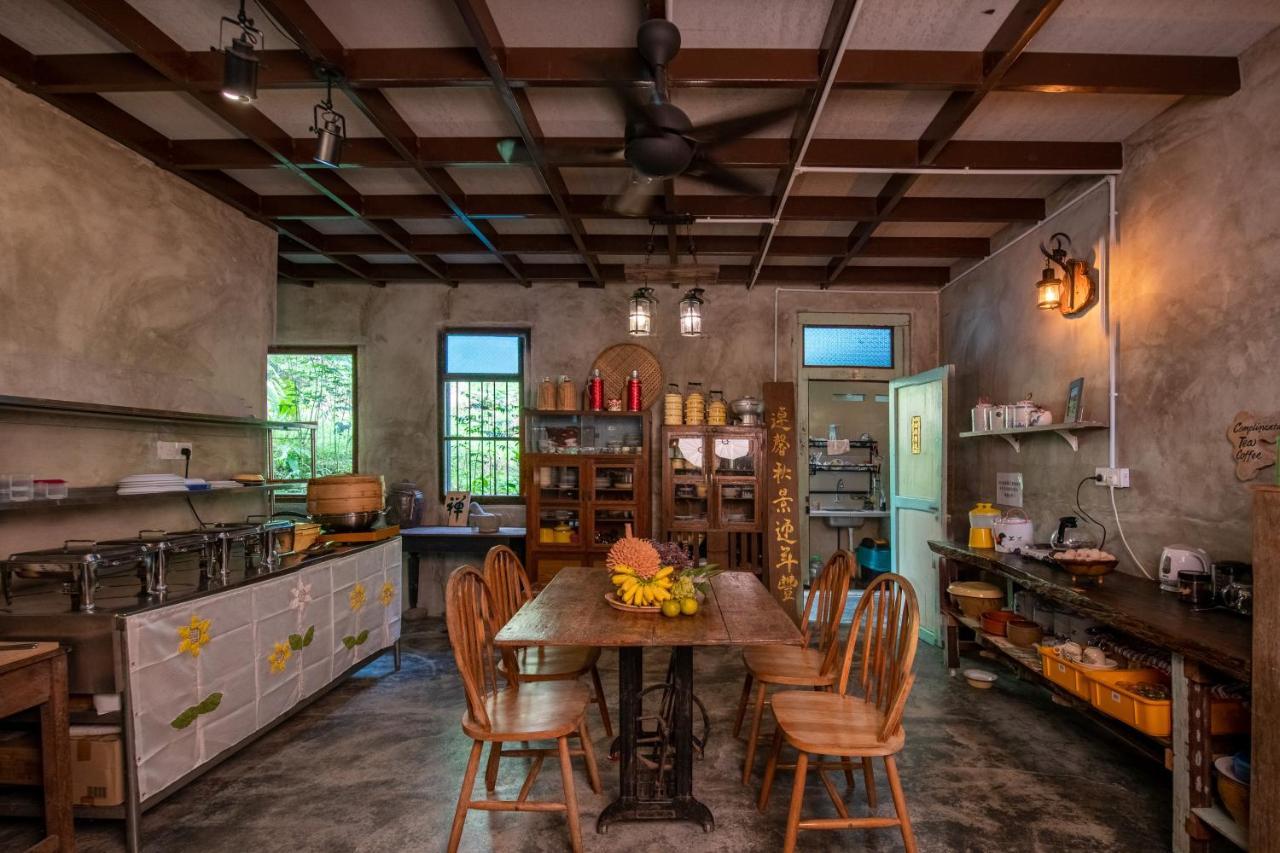 Nature Fruit Farm - Private Estate Balik Pulau Exterior photo